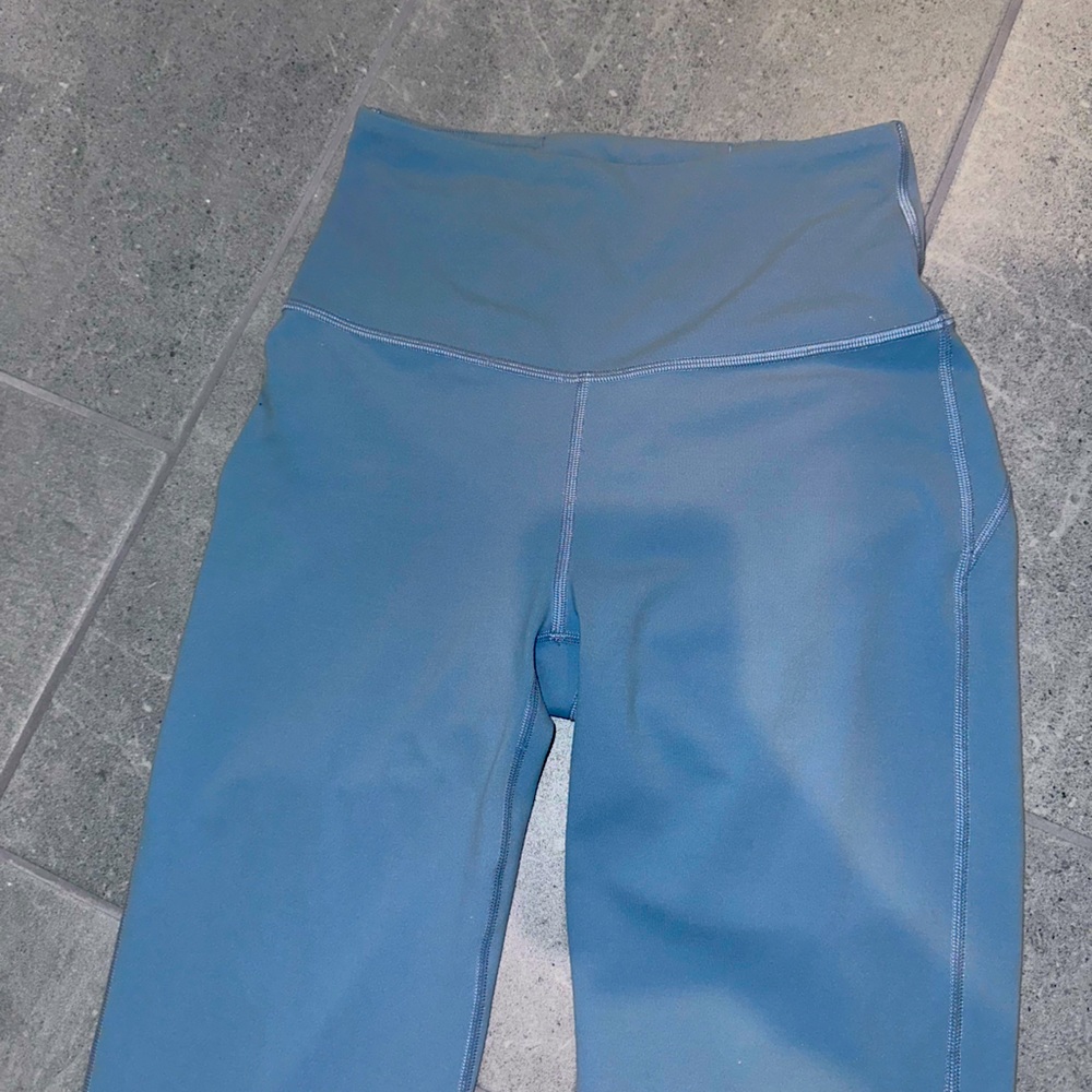 Women’s lululemon blue set